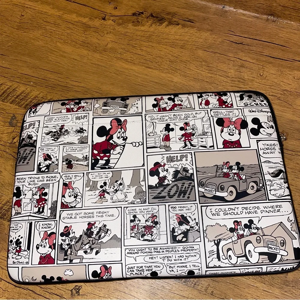 Kate spade Minnie universal laptop sleeve Disney multi mickey